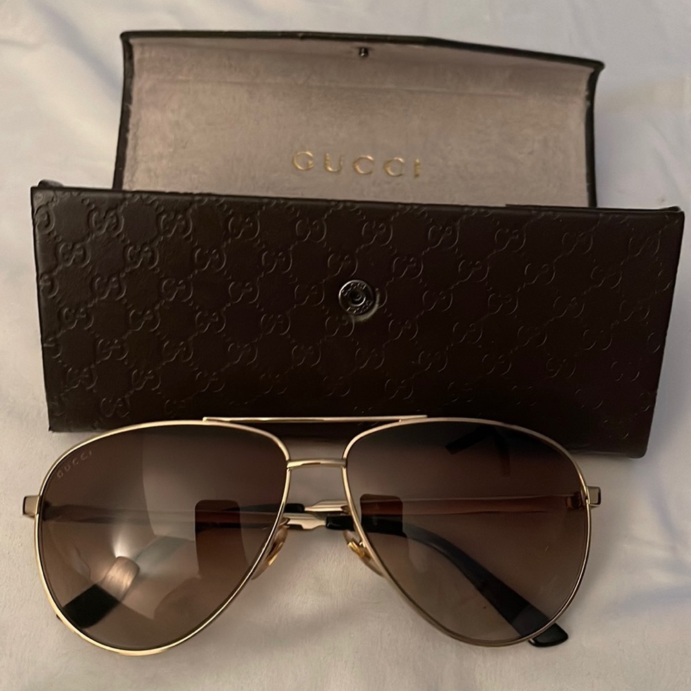 Gucci sunglasses Aviator frames